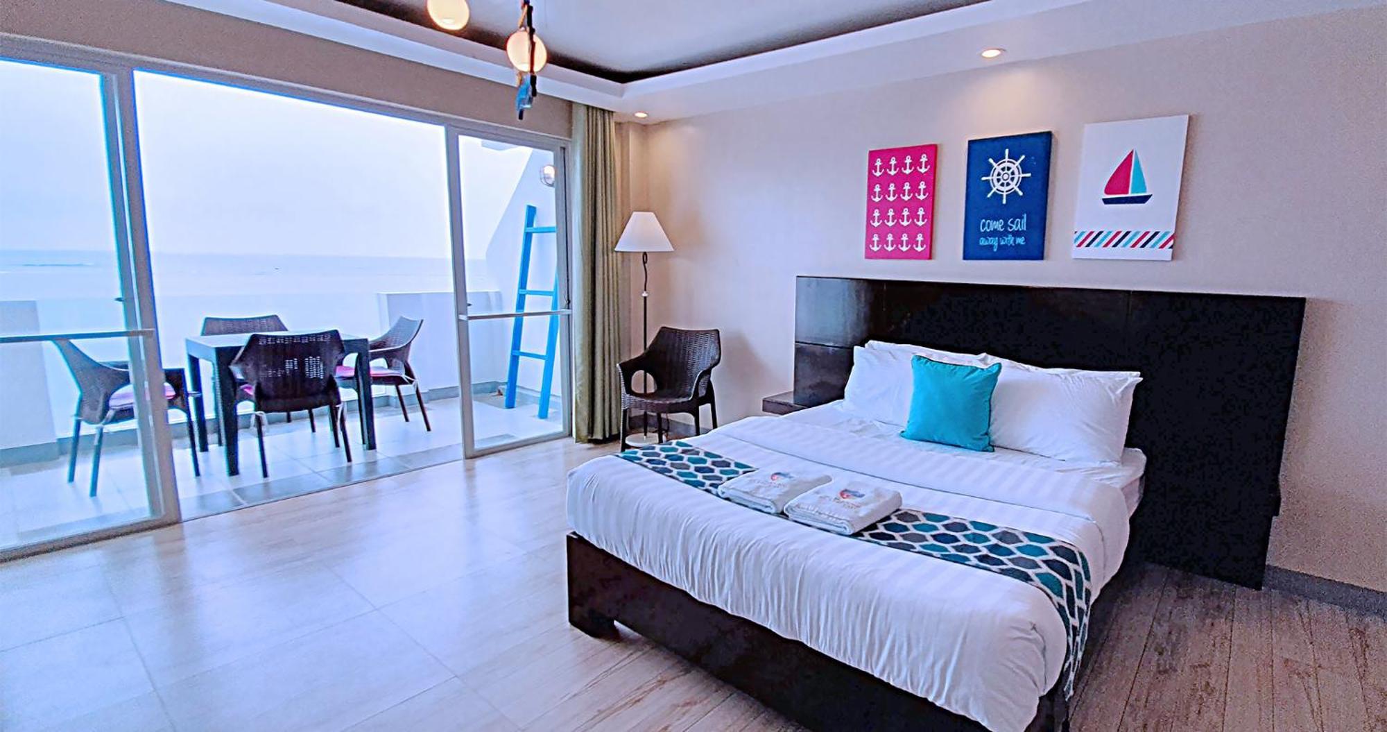 Casa Almarenzo Bed & Breakfast Bolinao Exterior photo